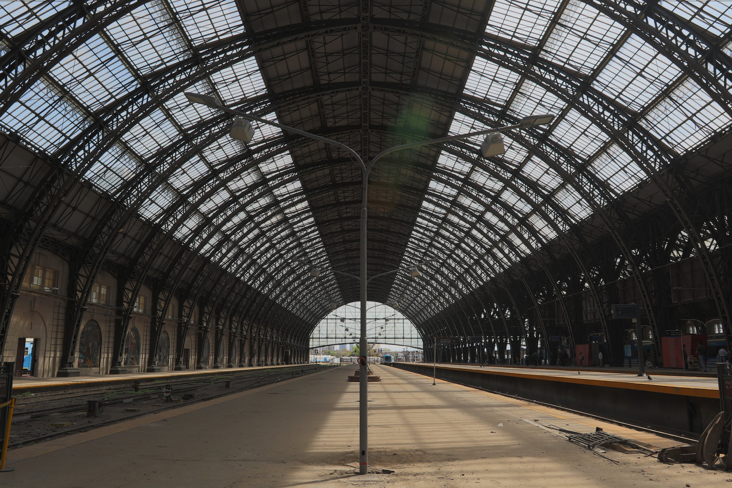 "Closed for servic"&nbsp;Estación Retiro- Buenos Aires, AR